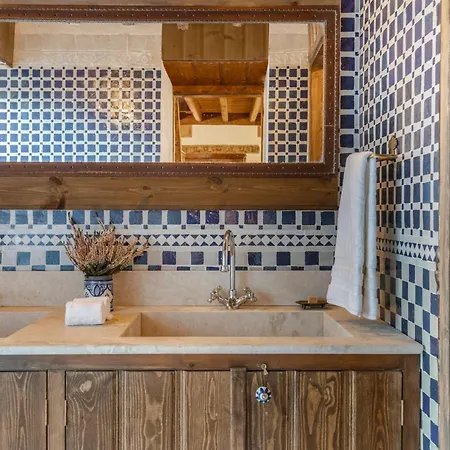 Hotel Vasilikos Mansion - Captains Residences *