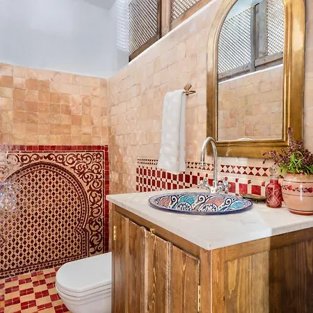 Vasilikos Mansion - Captains Residences Hotel