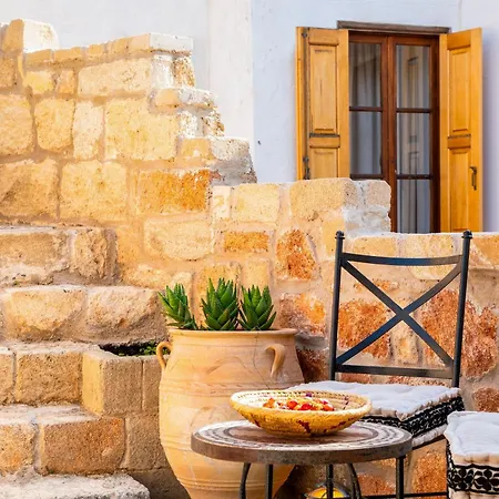 Vasilikos Mansion - Captains Residences Hotel *