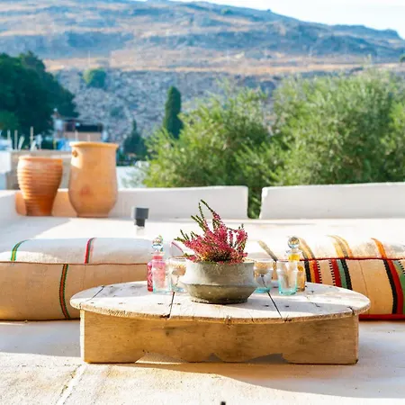 Vasilikos Mansion - Captains Residences